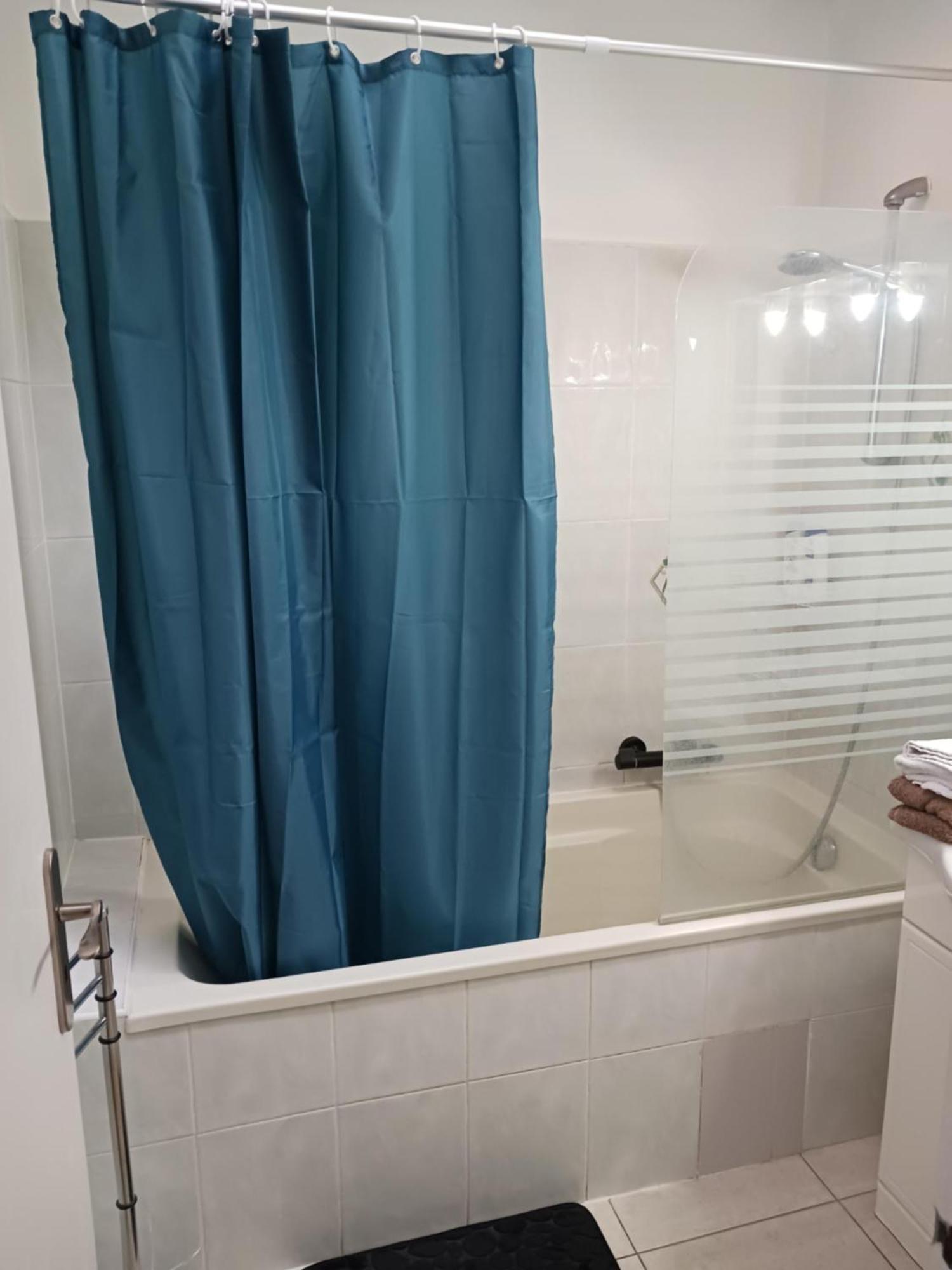 Chambre Privee Climatisee Chez Particulier, Wifi Lägenhet Perpignan Exteriör bild