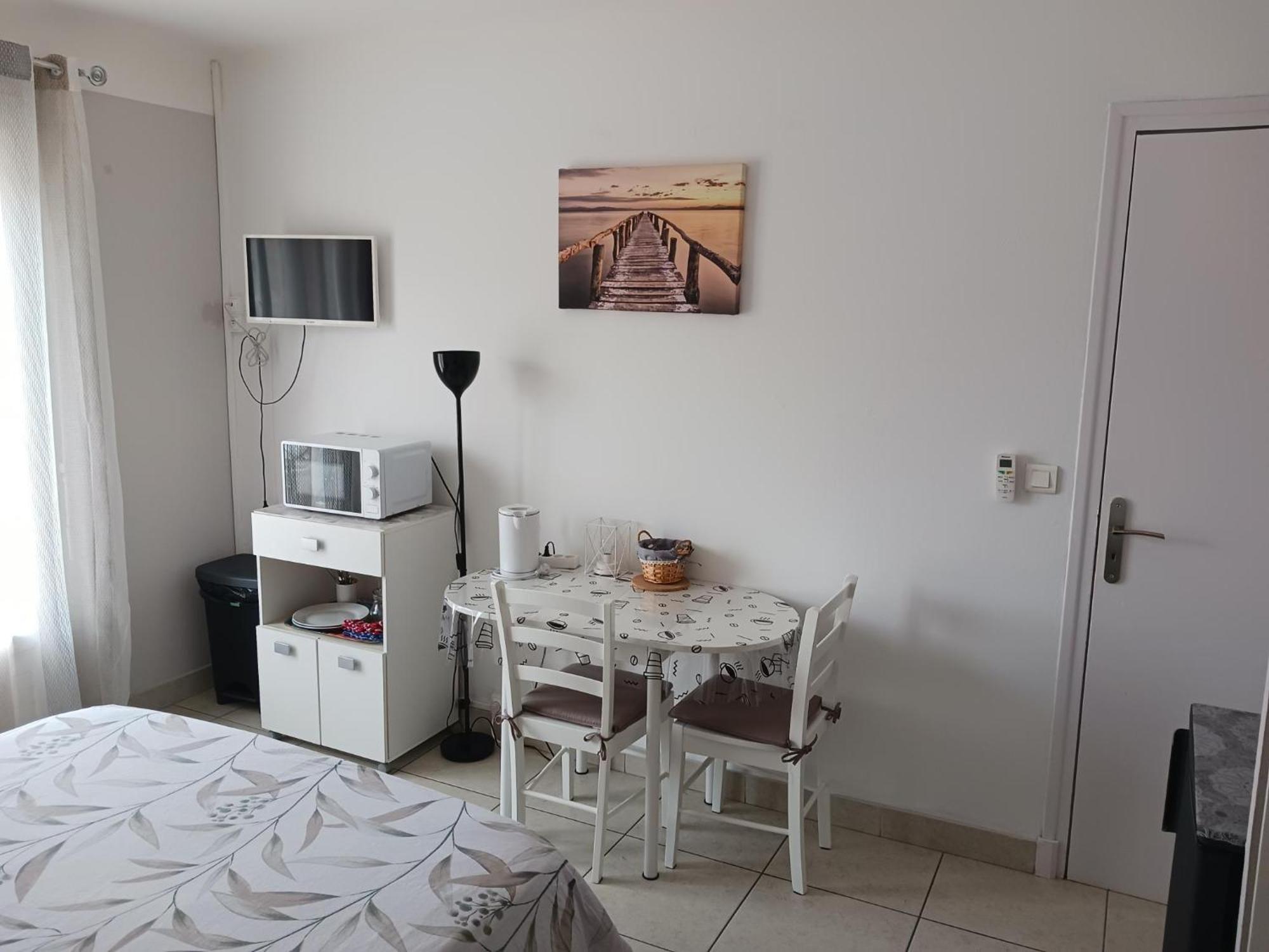 Chambre Privee Climatisee Chez Particulier, Wifi Lägenhet Perpignan Exteriör bild